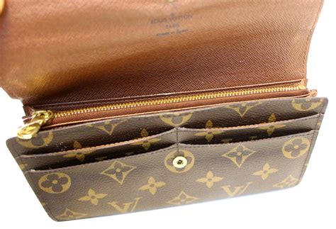 portefeuille louis vuitton personnalisé|Louis Vuitton wallet sarah.